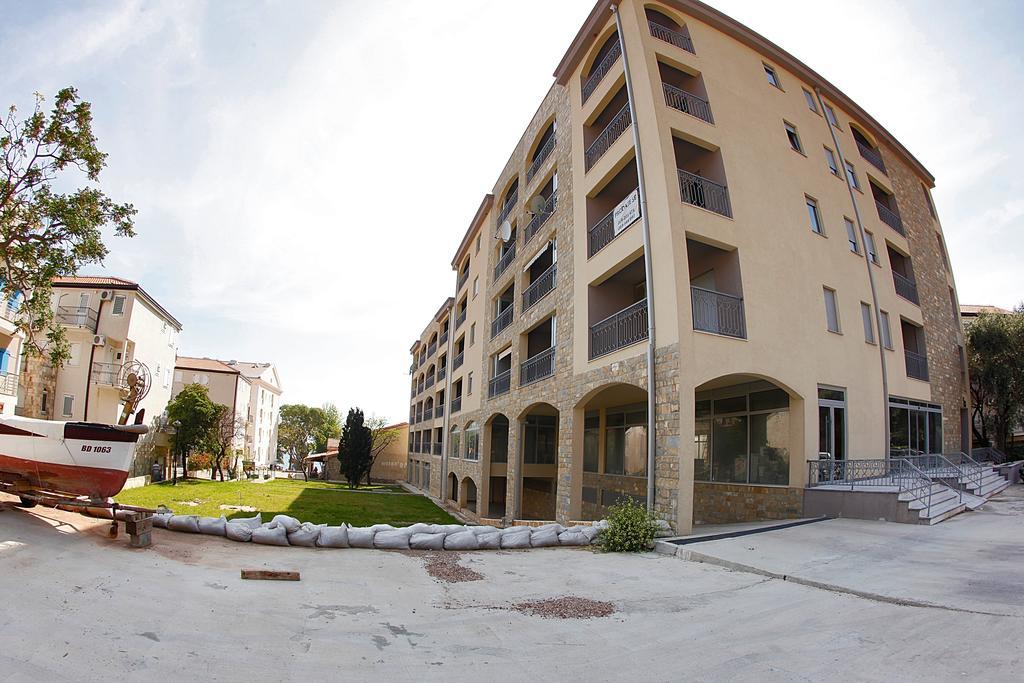 Studio Apartment Nika Andusa Petrovac Quarto foto